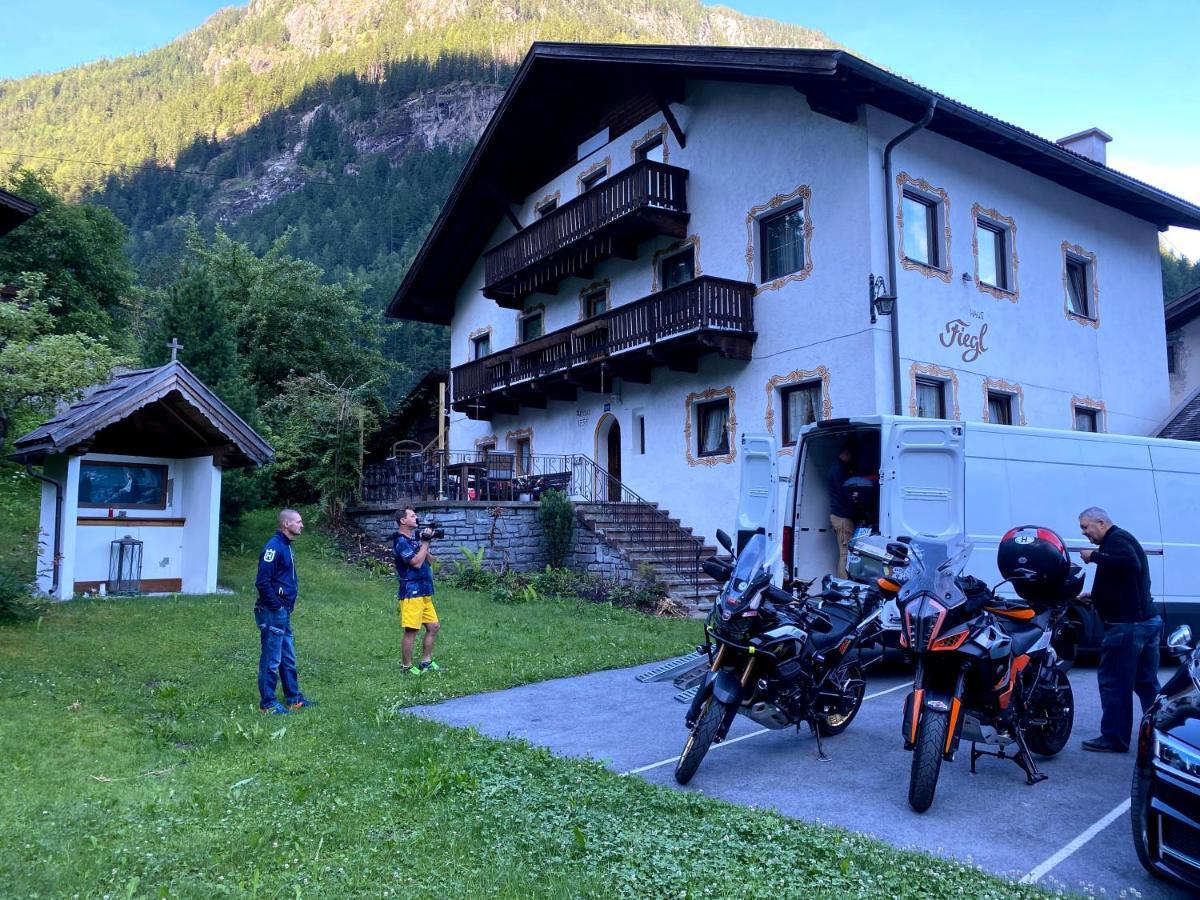 Haus Fiegl Hotell Oetz Exteriör bild