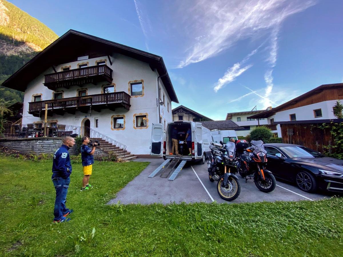 Haus Fiegl Hotell Oetz Exteriör bild