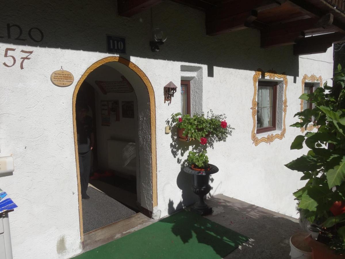 Haus Fiegl Hotell Oetz Exteriör bild