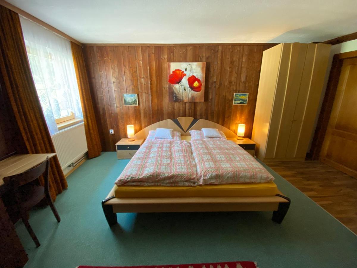 Haus Fiegl Hotell Oetz Exteriör bild