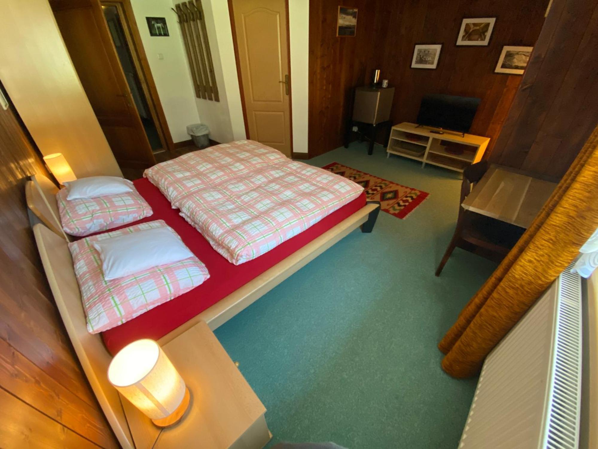 Haus Fiegl Hotell Oetz Exteriör bild