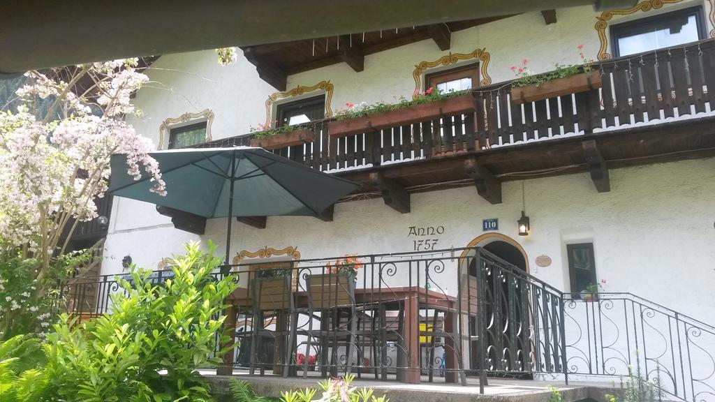 Haus Fiegl Hotell Oetz Exteriör bild