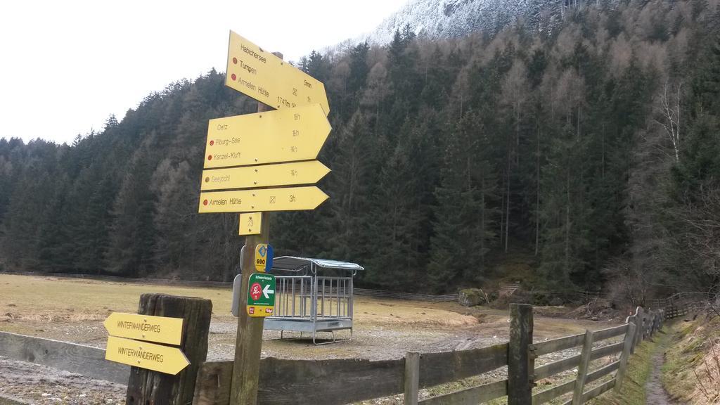 Haus Fiegl Hotell Oetz Exteriör bild