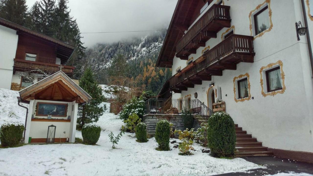 Haus Fiegl Hotell Oetz Exteriör bild